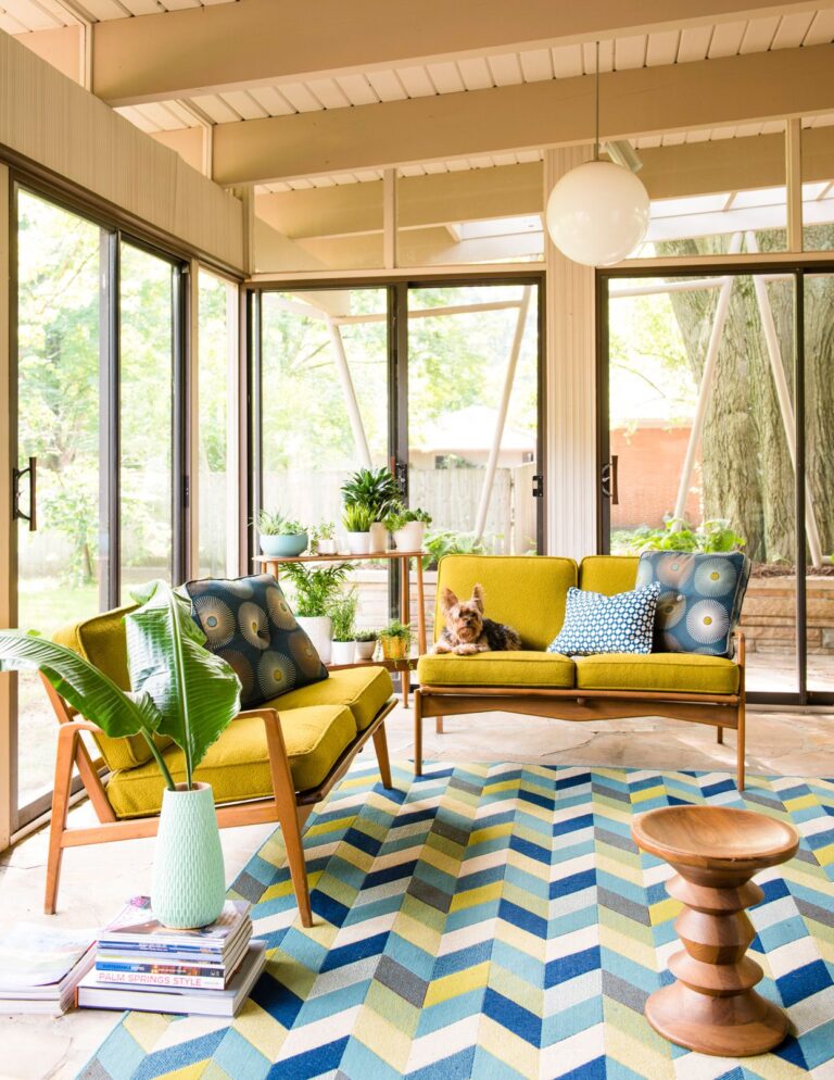 13 Mid Century Modern Living Room Ideas That Blend Retro Charm with Timeless Style